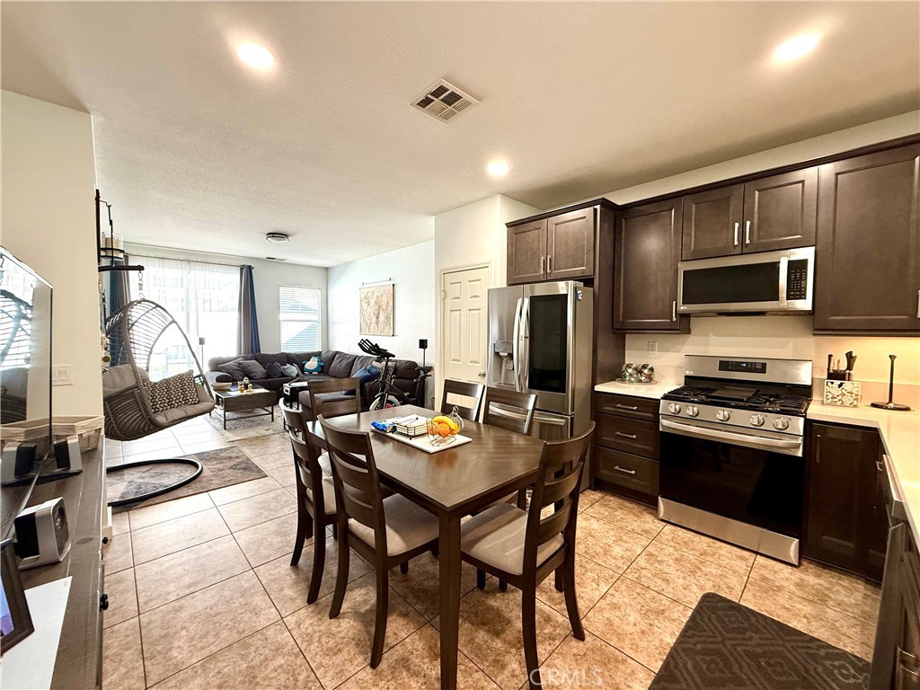 3705 Solandra Street Perris, CA 92571 - Photo 11 of 29