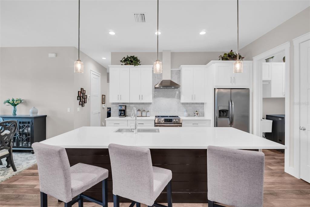 9840 West Bay Street Seminole, FL 33776 - Photo 13 of 75