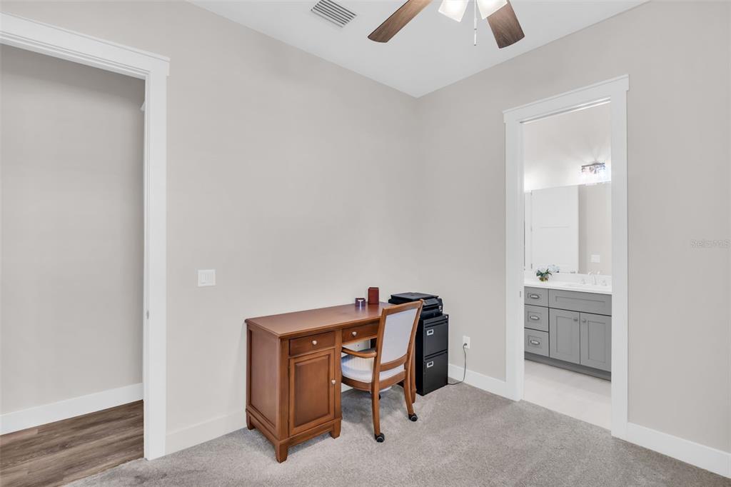 9840 West Bay Street Seminole, FL 33776 - Photo 27 of 75