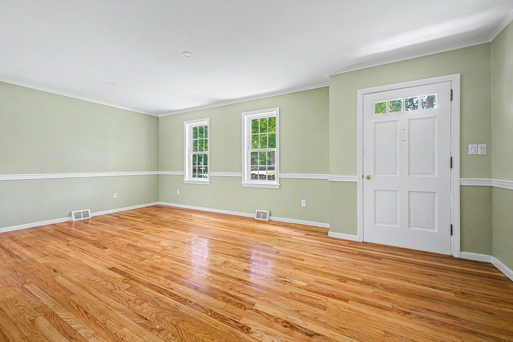 355 Boston Road Sutton, MA 01590 - Photo 21 of 30
