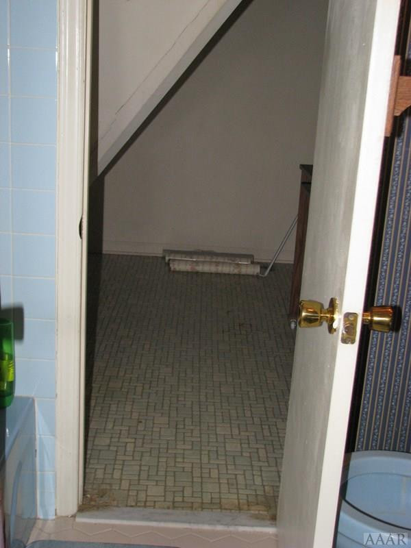 424 Beech Bay Road Roper, NC 27970 - Photo 26 of 35 Storage behind level 2 bath