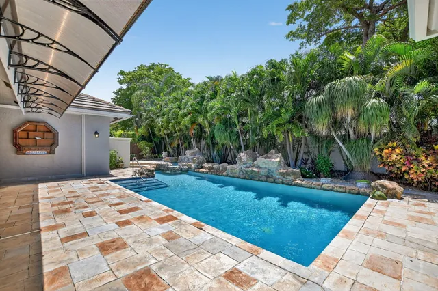 $1,945,000 | 7681 Northeast Morningside Terrace, Boca Raton, FL 33487