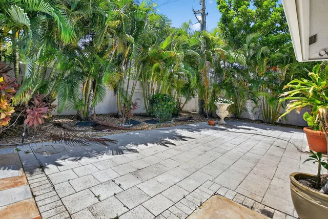 $1,945,000 | 7681 Northeast Morningside Terrace, Boca Raton, FL 33487