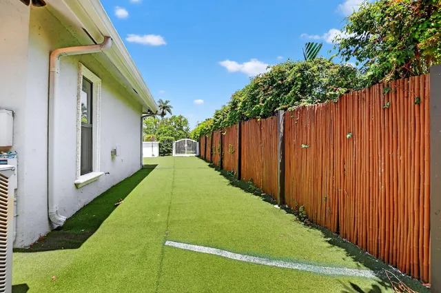 $1,945,000 | 7681 Northeast Morningside Terrace, Boca Raton, FL 33487