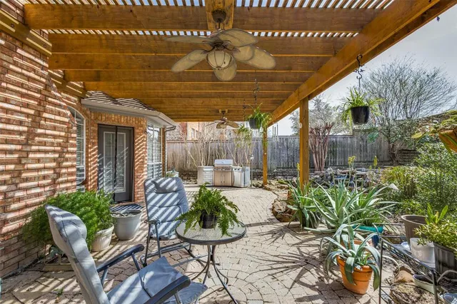 a picture of floor plan