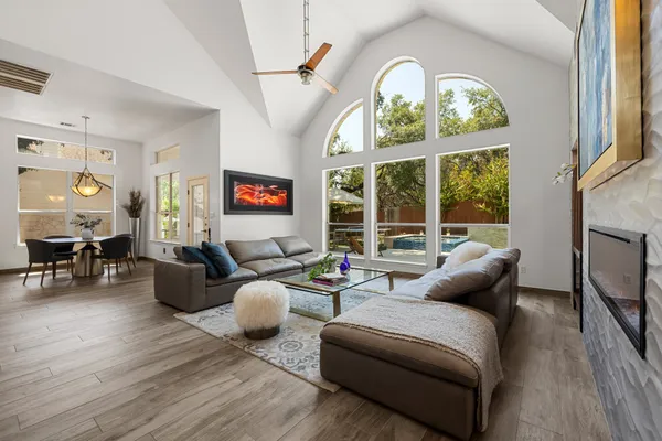 $6,200 | 2809 Rio Mesa Drive, Austin, TX 78732
