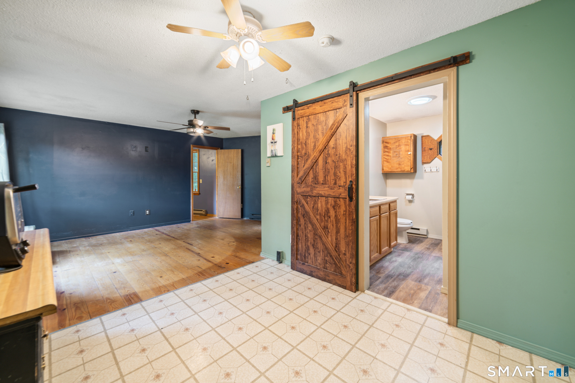 413 Watertown Road Middlebury, CT 06762 - Photo 22 of 40