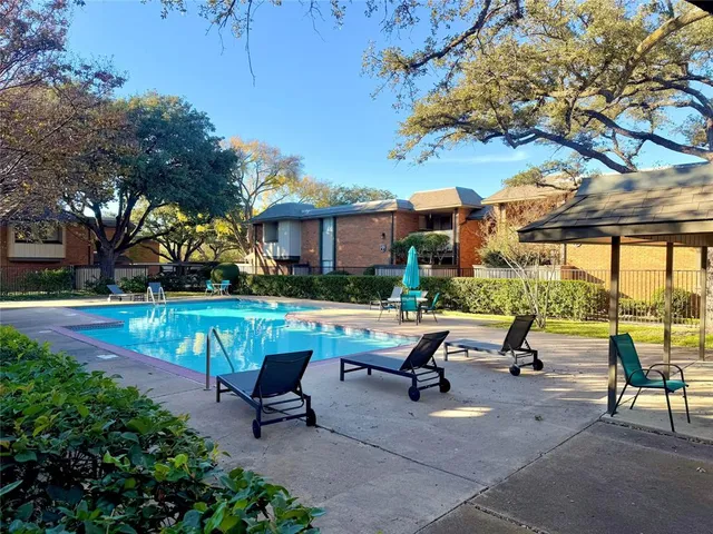 $170,000 | 2814 Lineville Drive, Unit 102, Farmers Branch, TX 75234