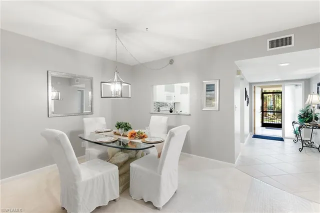 $319,000 | 1828 Kings Lake Boulevard, Unit 103, Naples, FL 34112