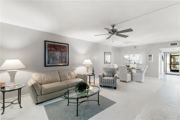 $319,000 | 1828 Kings Lake Boulevard, Unit 103, Naples, FL 34112