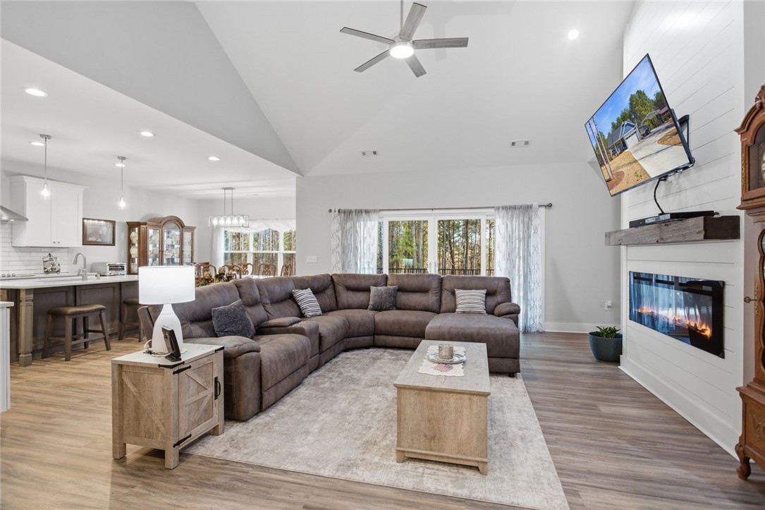 135 McAlister Road West Union, SC 29696 - Photo 6 of 48