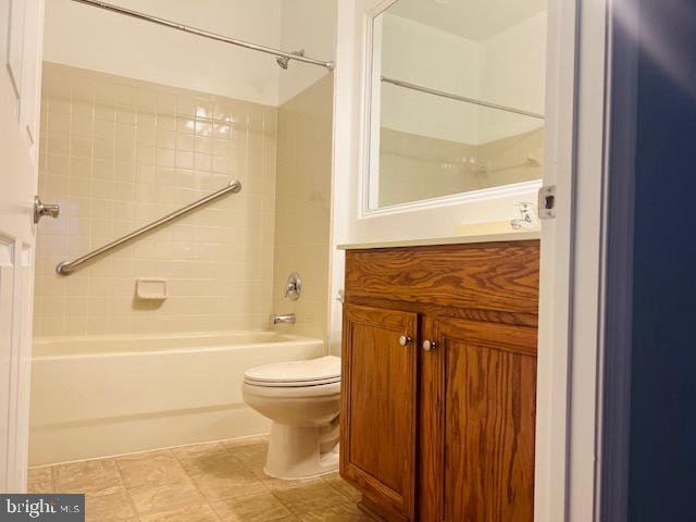 3135 Floating Leaf Lane Waldorf, MD 20603 - Photo 45 of 100 a bathroom with a granite countertop toilet sink and shower