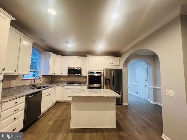 3135 Floating Leaf Lane Waldorf, MD 20603 - Photo 10 of 100 Kitchen