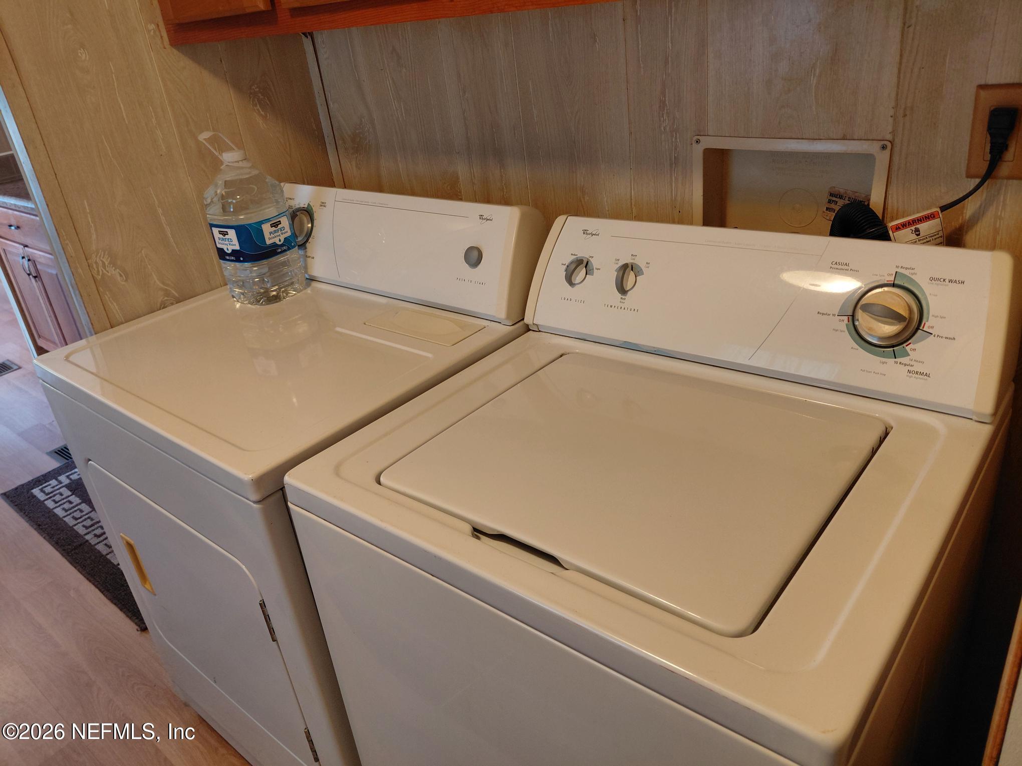 147 Jaffa Road Crescent City, FL 32112 - Photo 16 of 19 a utility room with dryer and washer