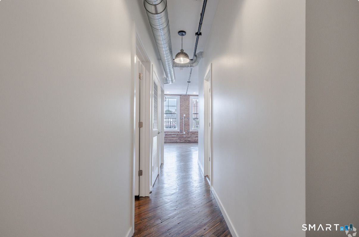 424 Main Street, Unit D Middletown, CT 06457 - Photo 4 of 12