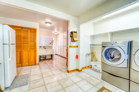 $1,500,000 | 11874 North 75th Street, Longmont, CO 80503