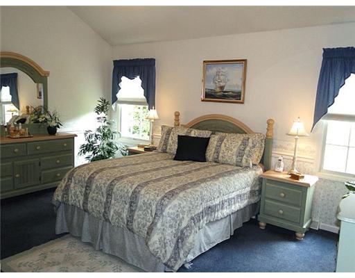 100 Ohare Road Canonsburg, PA 15317 - Photo 11 of 18 Master Bedroom.