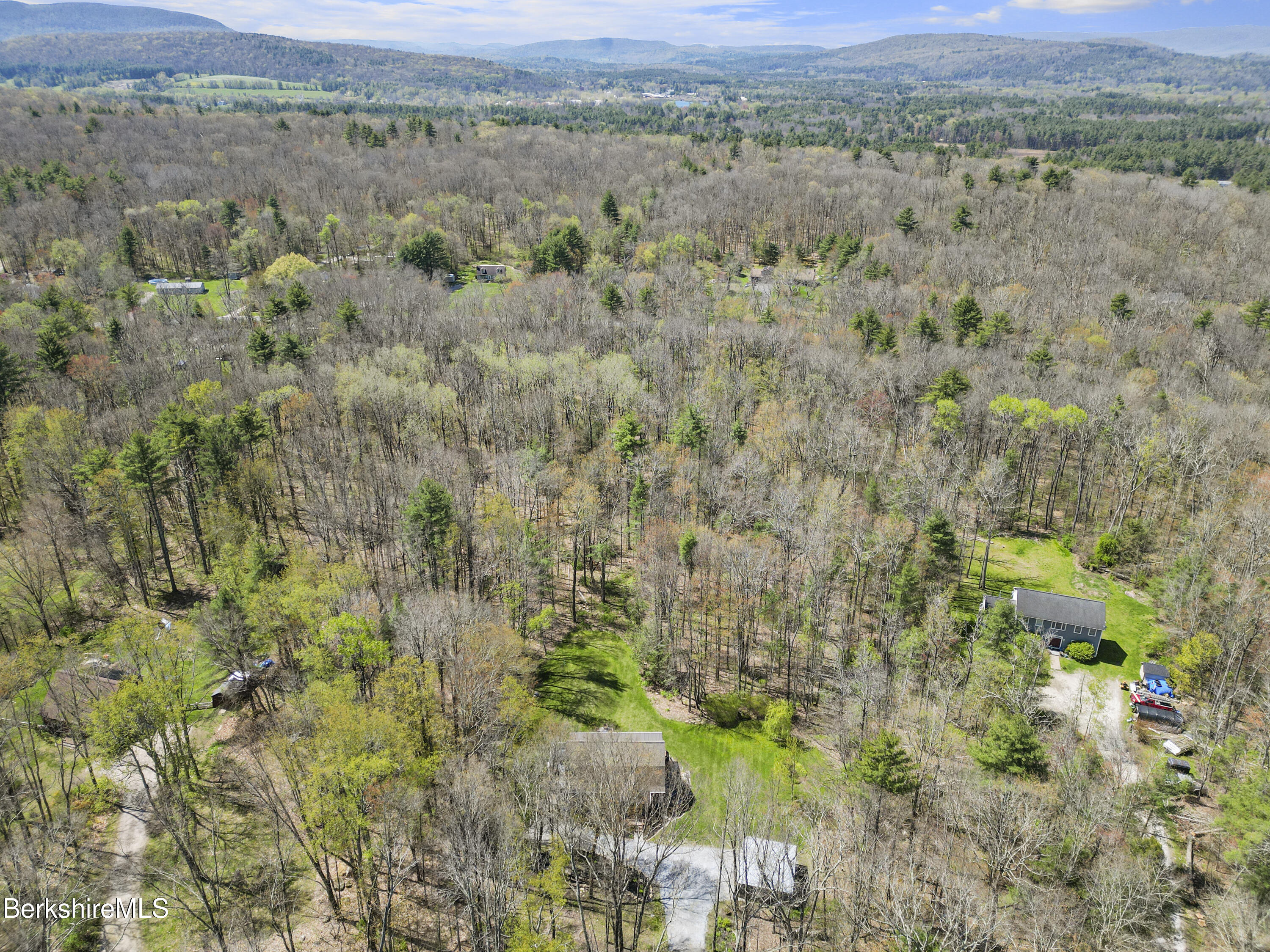 594 Shunpike Road Sheffield, MA 01222 - Photo 49 of 49 935 Aerial View