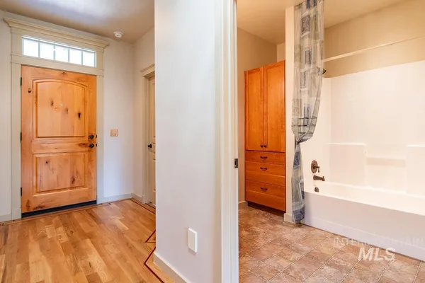 $458,900 | 727 West Sedgewick Street, Meridian, ID 83646