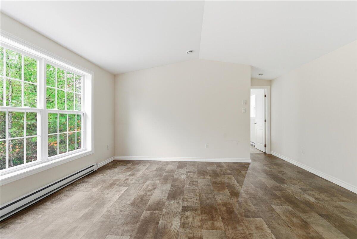 31 Samsons' Way Bowdoin, ME 04287 - Photo 14 of 41 Living Room