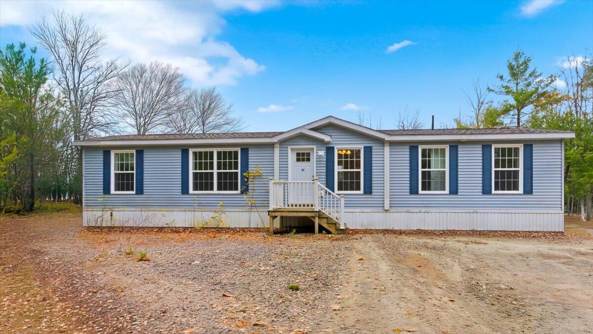 31 Samsons' Way Bowdoin, ME 04287 - Photo 2 of 41 Front