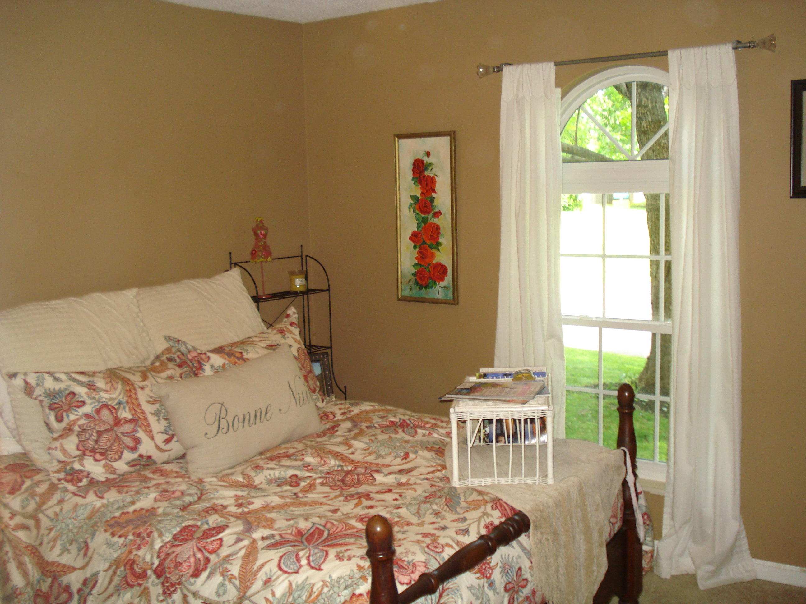 1367 Wenlock Road Knoxville, TN 37922 - Photo 22 of 32 Bedroom 2