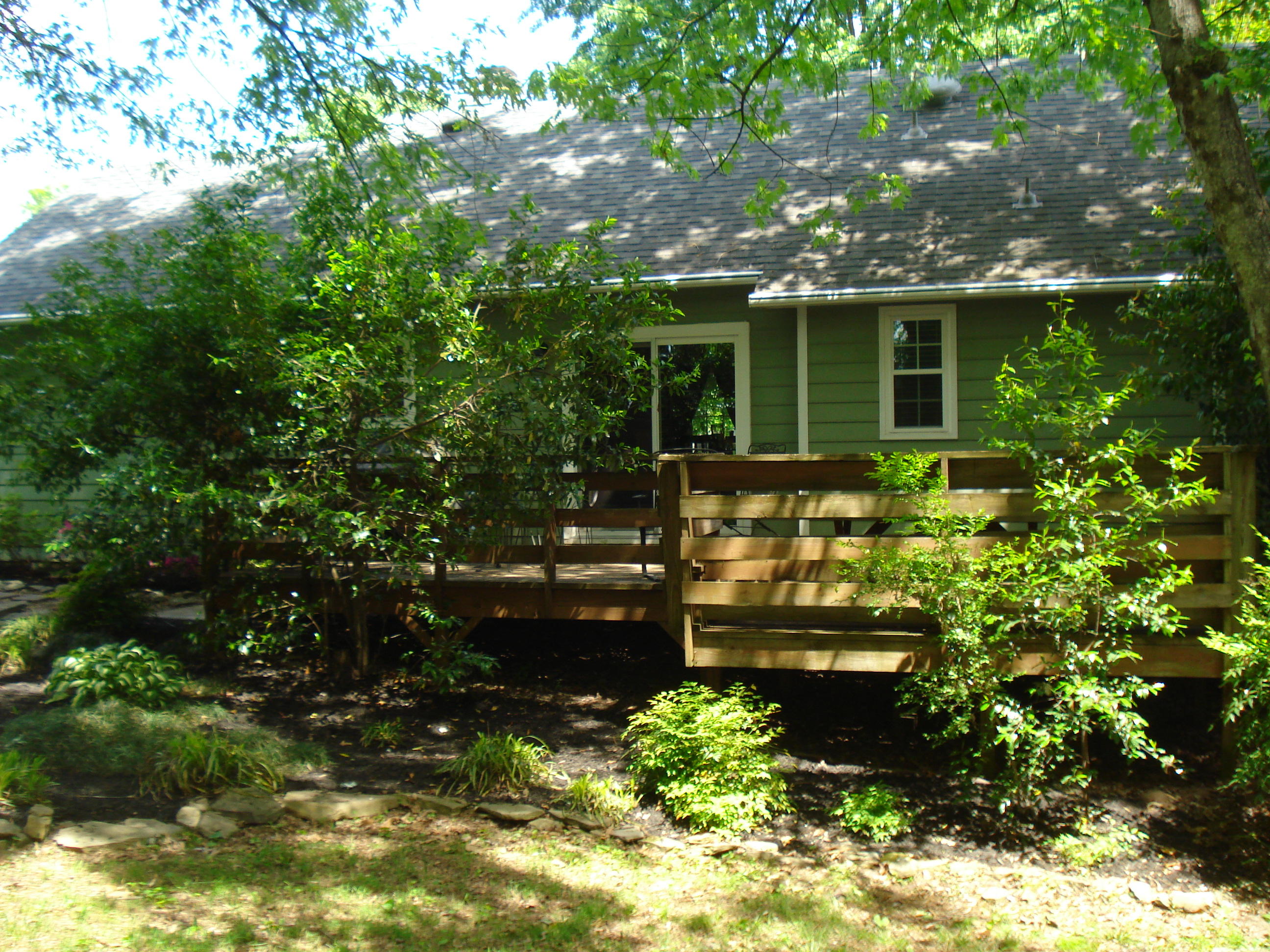1367 Wenlock Road Knoxville, TN 37922 - Photo 30 of 32 Deck