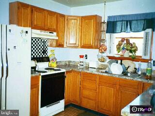 328 Lees Bridge Road Nottingham, PA 19362 - Photo 3 of 4