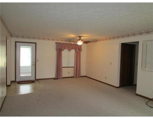 1540 Victorian Way, Unit 5 Springfield, OH 45503 - Photo 4 of 12