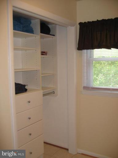 118 Stonewall Road Catonsville, MD 21228 - Photo 8 of 16 Bath #1