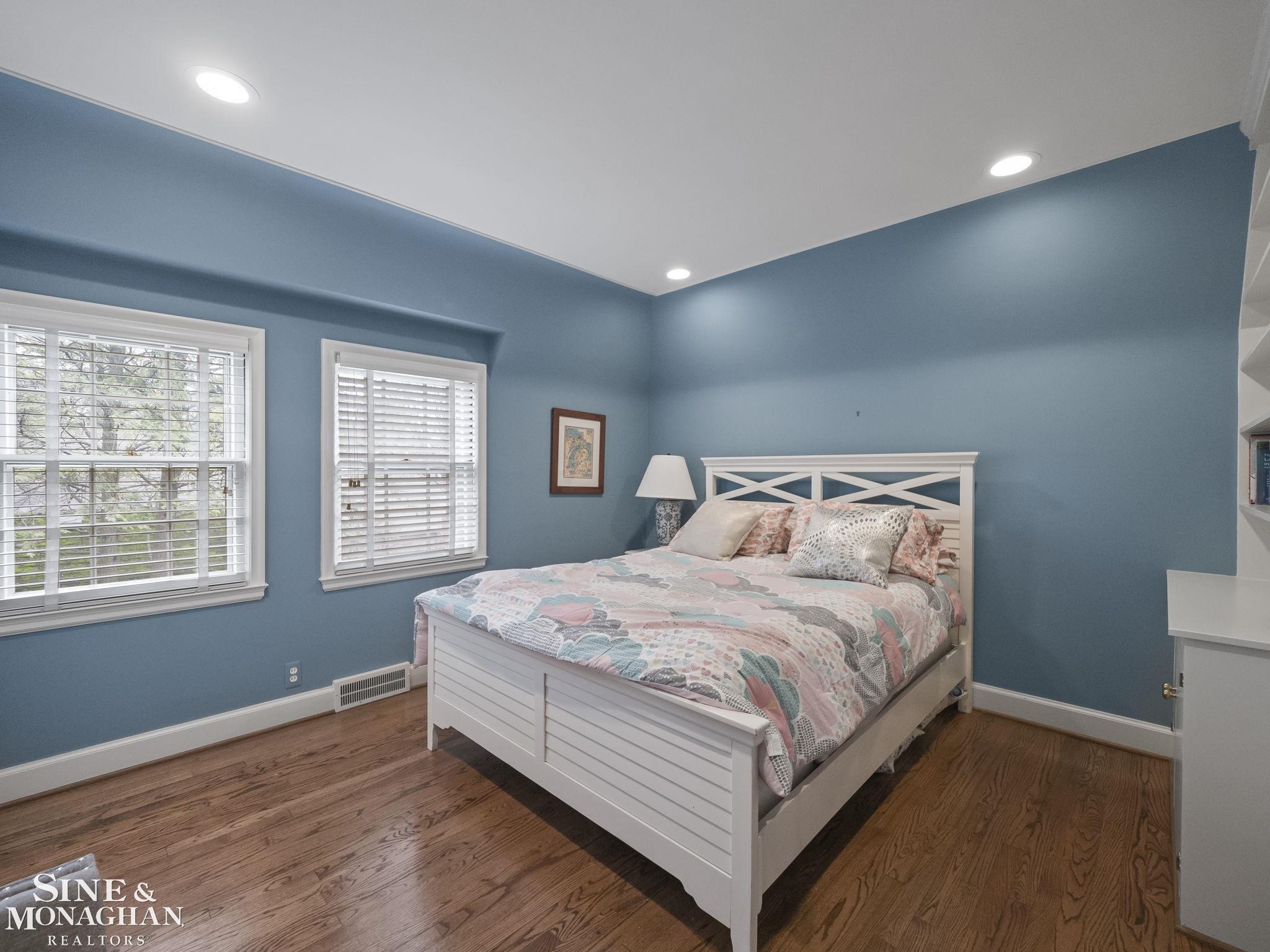 277 Cloverly Road Grosse Pointe Farms, MI 48236 - Photo 21 of 46