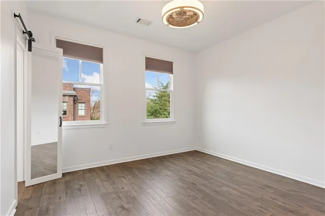 $800,000 | 410 Canton Walk, Roswell, GA 30075