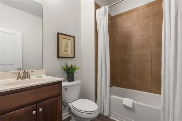 $800,000 | 410 Canton Walk, Roswell, GA 30075