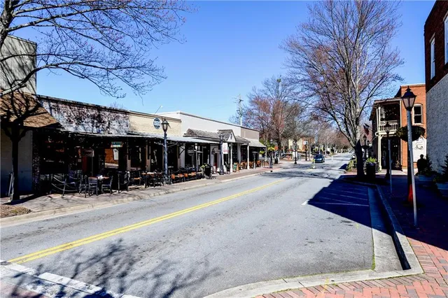 $800,000 | 410 Canton Walk, Roswell, GA 30075