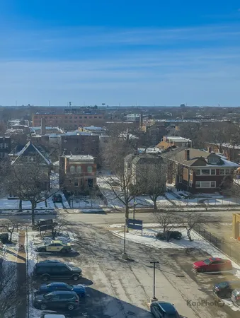 $1,800 | 7337 South South Shore Drive, Unit 902, Chicago, IL 60649