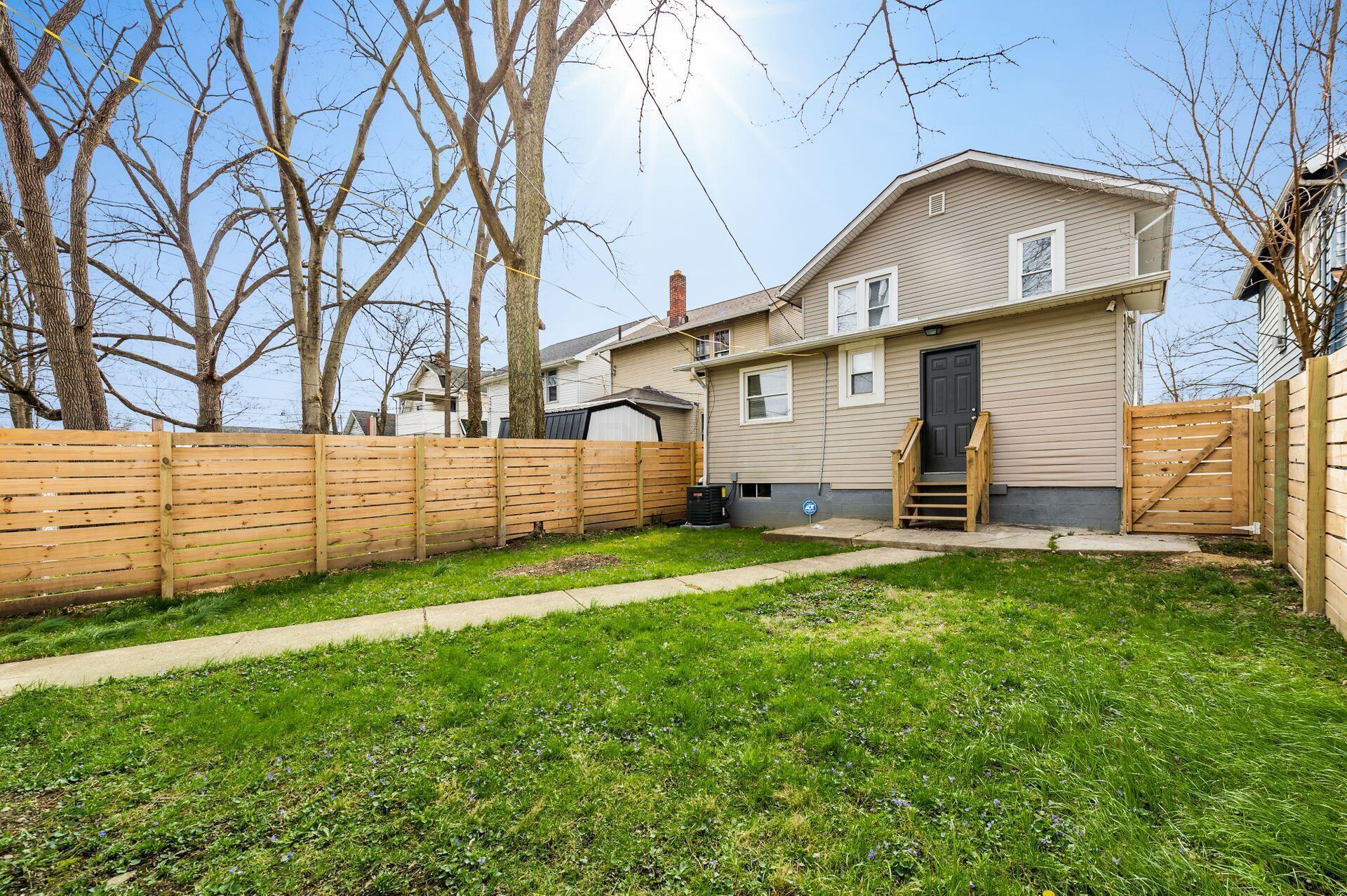 1358 Lockbourne Road Columbus, OH 43206 - Photo 33 of 35 042_75c60_W Lockbourne Rd-091