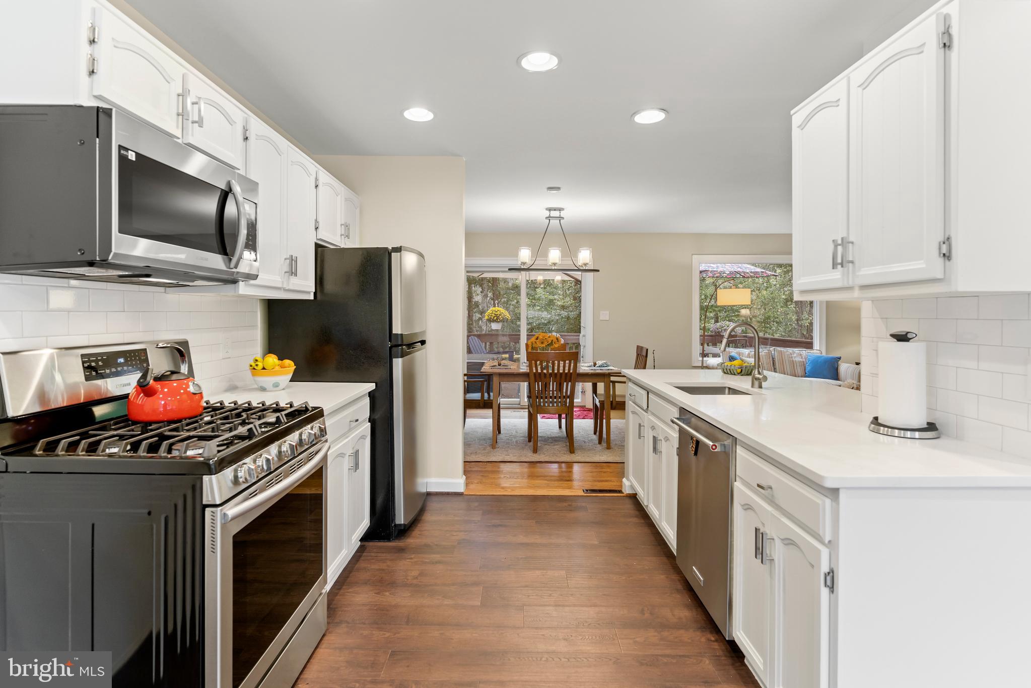 8400 Finlay Court Springfield, VA 22153 - Photo 6 of 32 Gallery Image 6