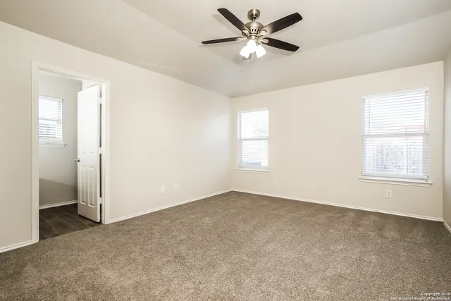 $1,915 | 3905 Wensledale Drive, Schertz, TX 78108