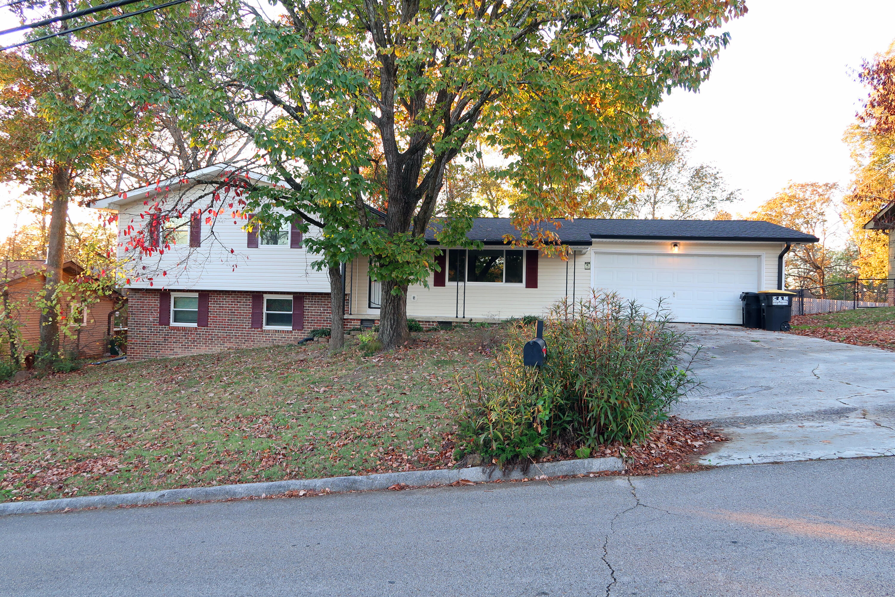 133 Rolling Ridge Drive Chattanooga, TN 37421 - Photo 1 of 50 4Front Direct_2