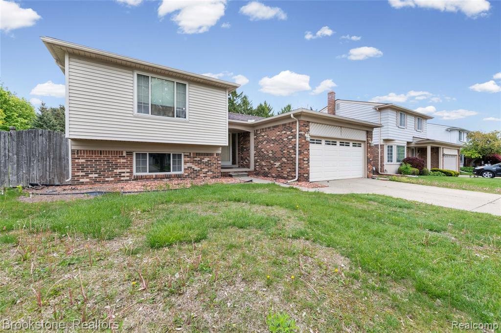 38982 Sutton Drive Sterling Heights, MI 48310 - Photo 3 of 27