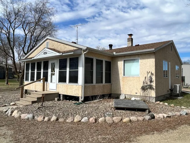 $599,500 | 11253 Alcott Drive, Sauk Centre, MN 56378