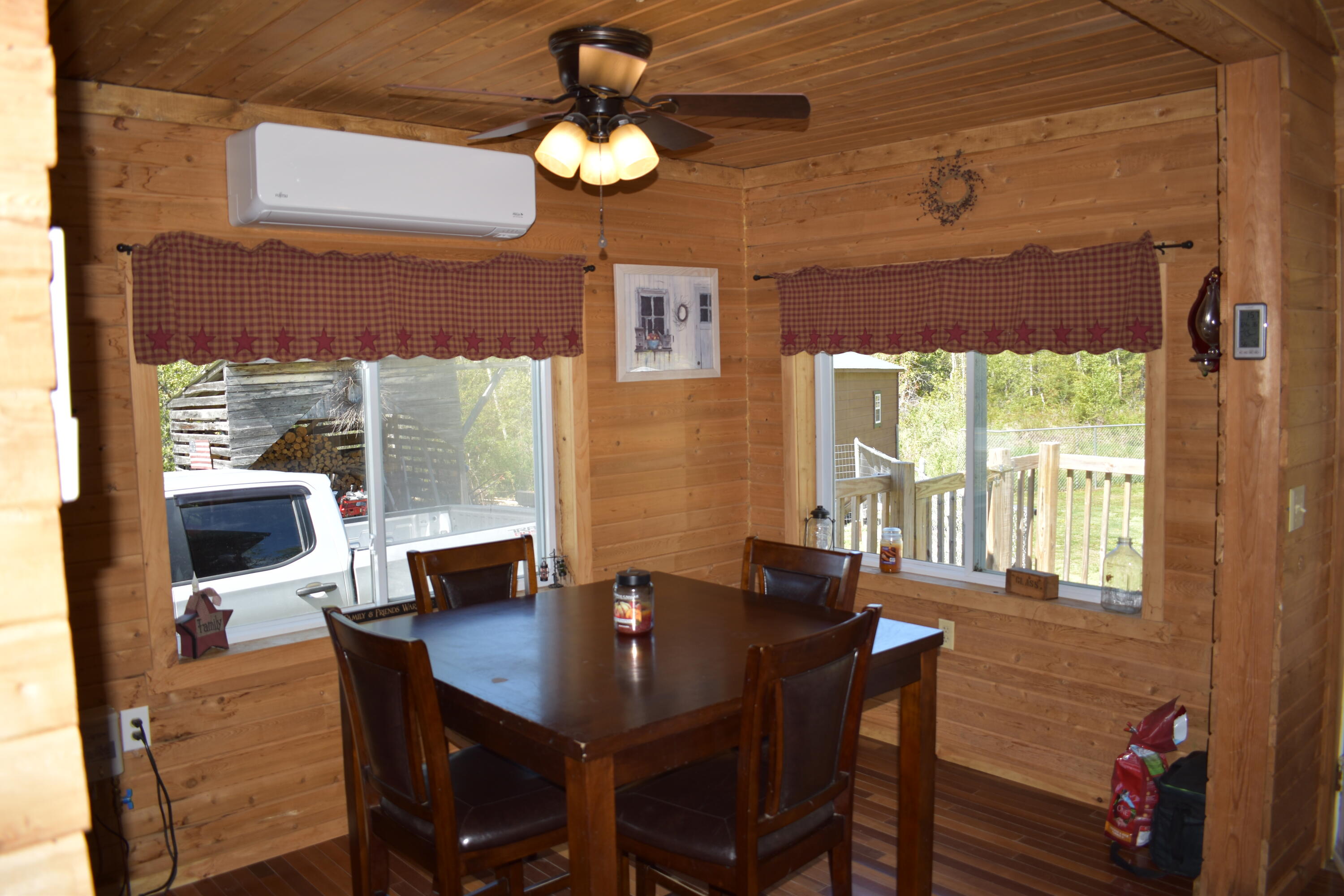 95 South Chester Road Lincoln, ME 04457 - Photo 7 of 37 DSC_0009