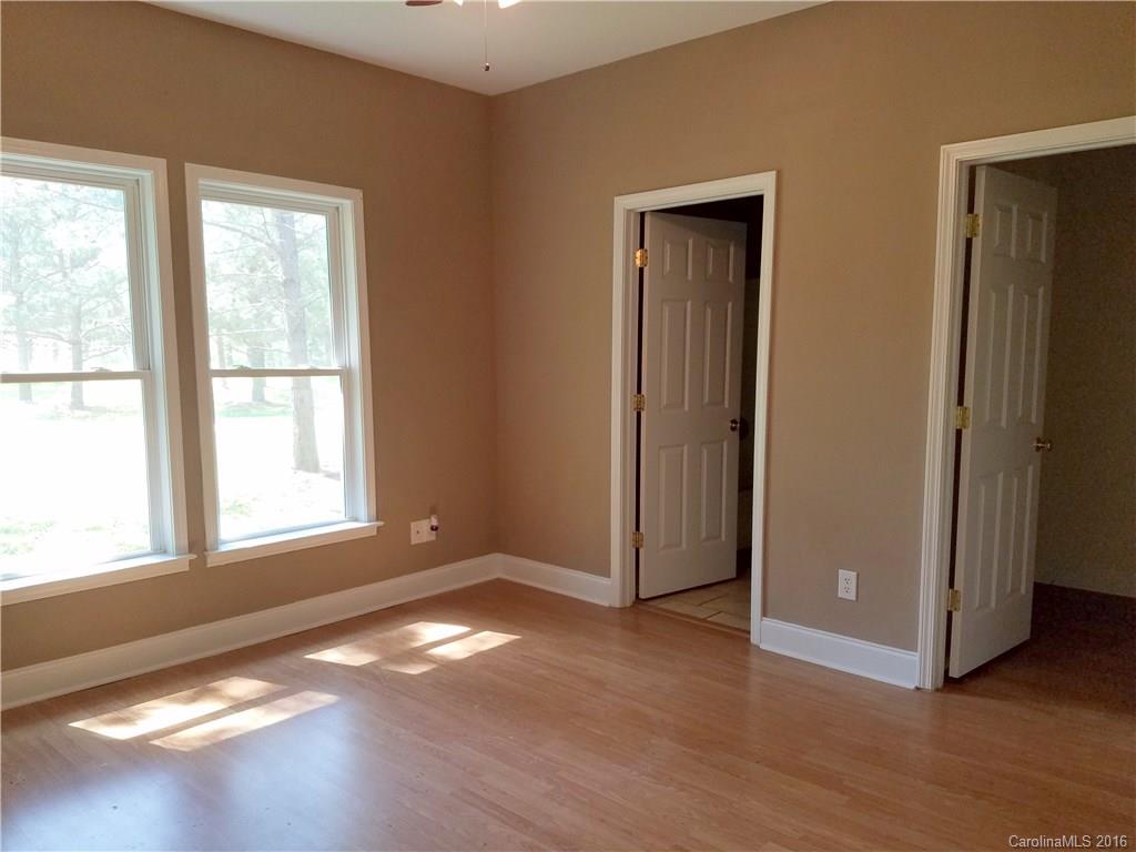 1561 State Rd S-46-323 York, SC 29745 - Photo 8 of 18