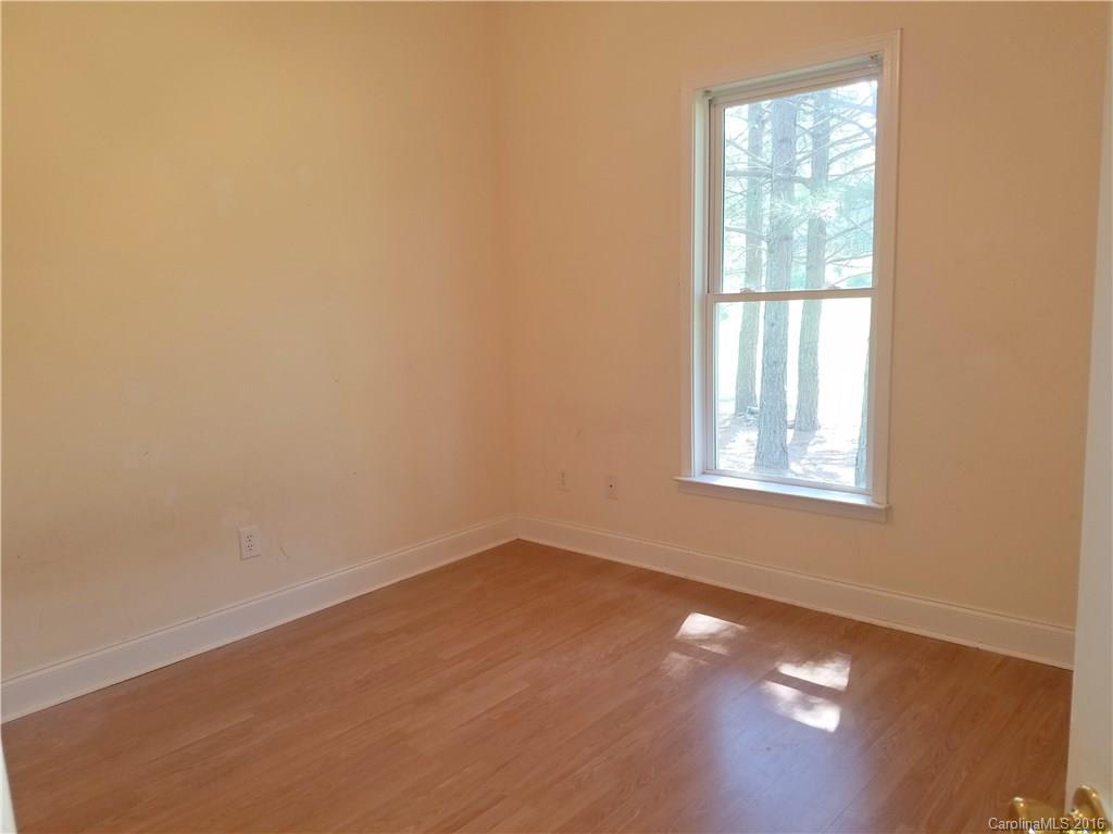 1561 State Rd S-46-323 York, SC 29745 - Photo 9 of 18