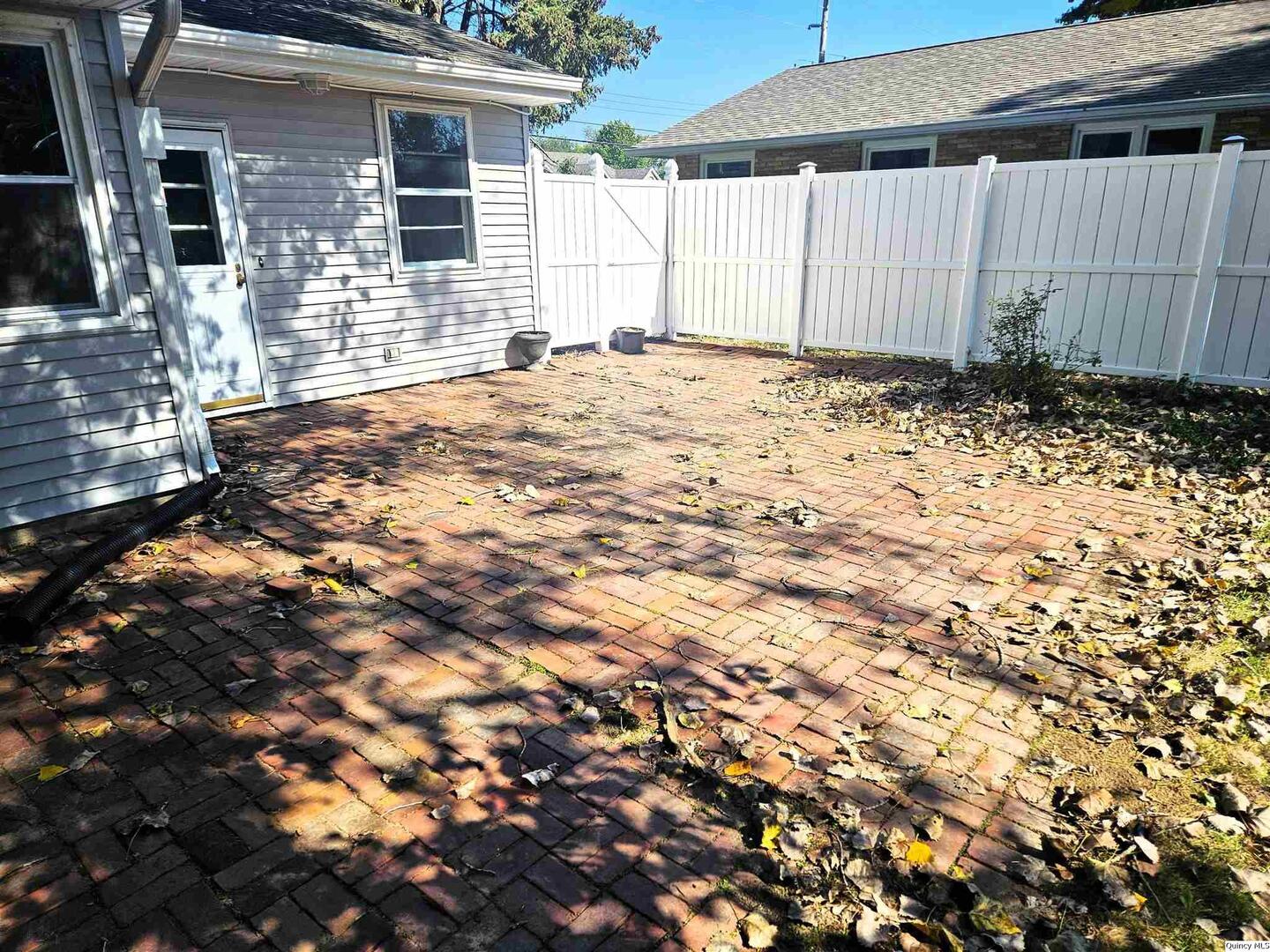 2116 Kochs Lane Quincy, IL 62305 - Photo 16 of 18