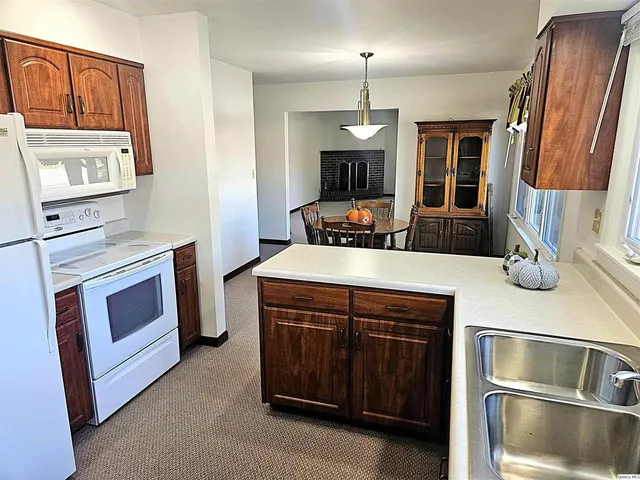 $210,000 | 2116 Kochs Lane, Quincy, IL 62305