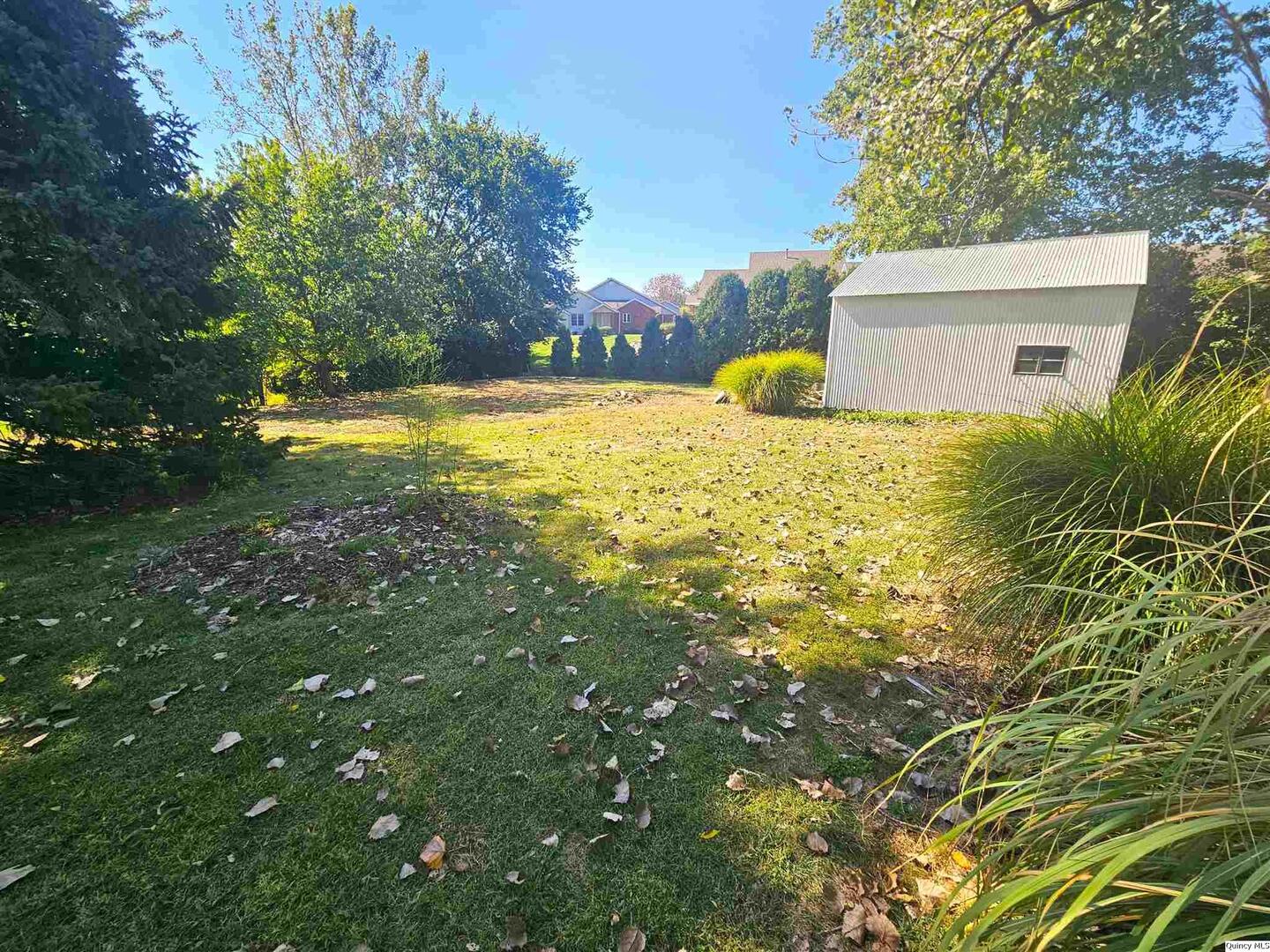 2116 Kochs Lane Quincy, IL 62305 - Photo 4 of 18