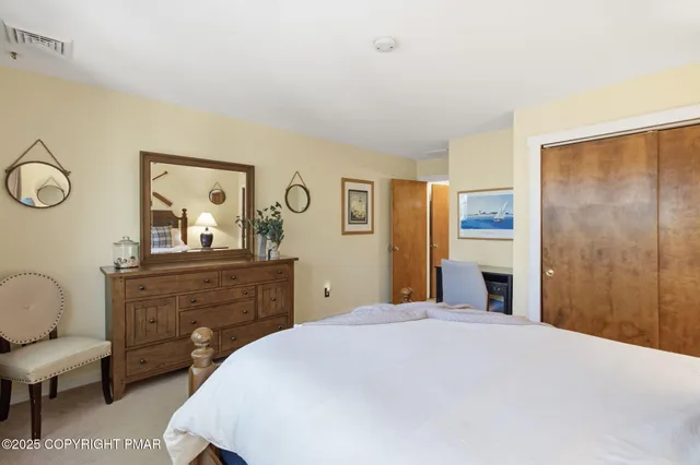 $375,000 | 54 Doe Run Lake, Lake Harmony, PA 18624