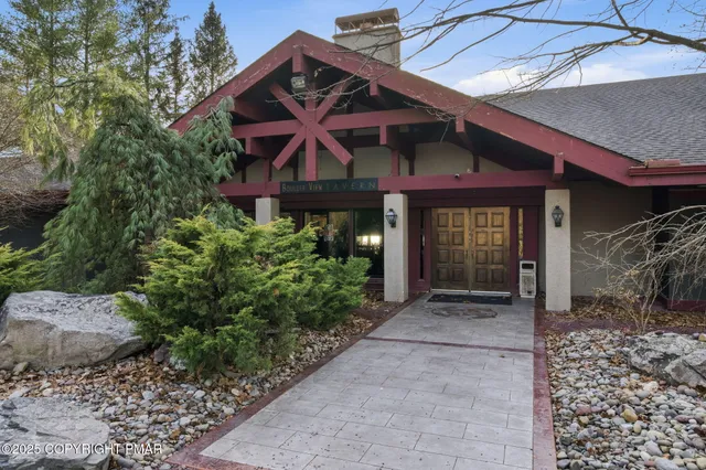 $375,000 | 54 Doe Run Lake, Lake Harmony, PA 18624