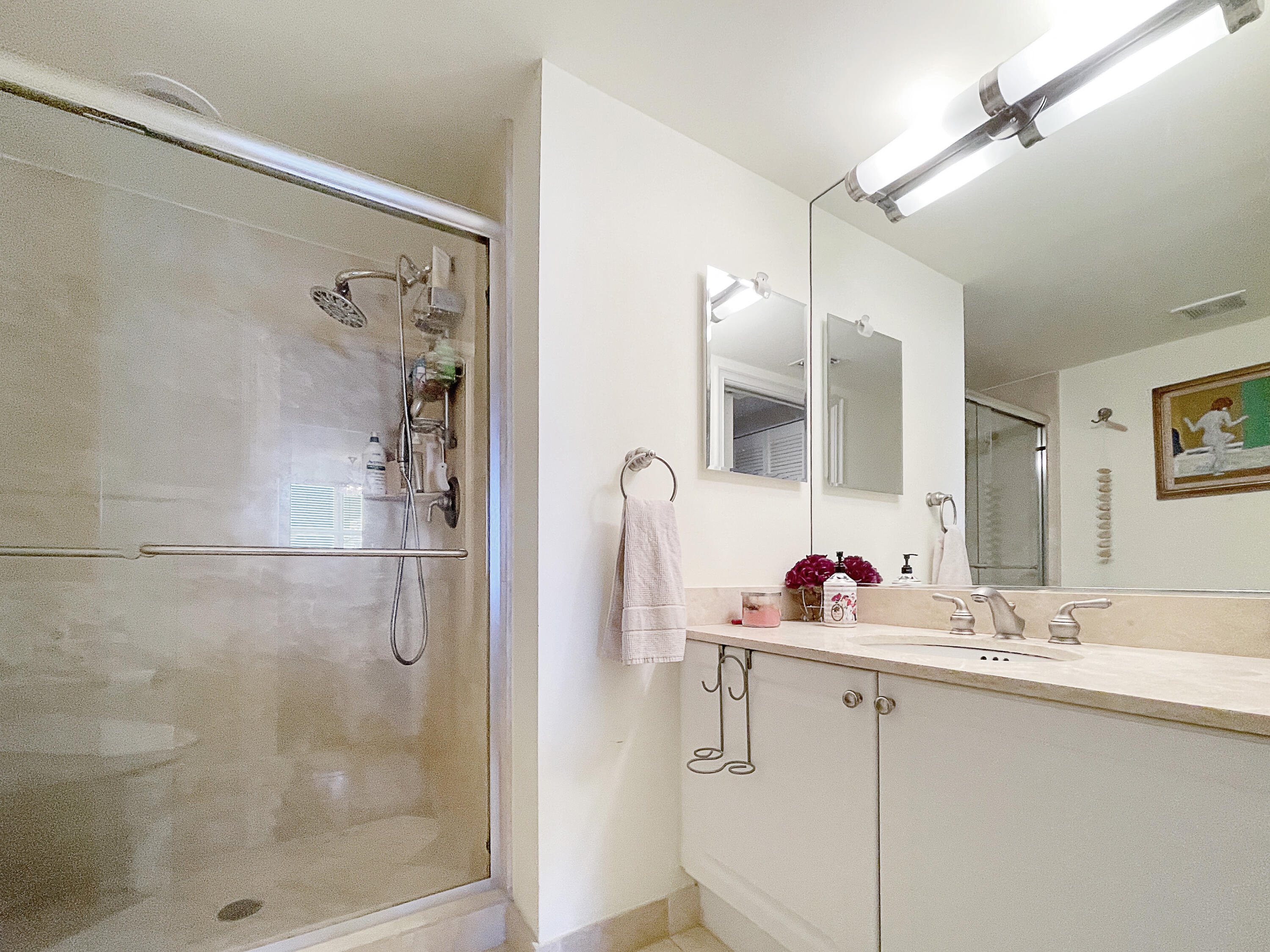 99 Southeast Mizner Boulevard, Unit 701 Boca Raton, FL 33432 - Photo 12 of 14 99 SE Mizner Blvd. 701 Boca Raton13